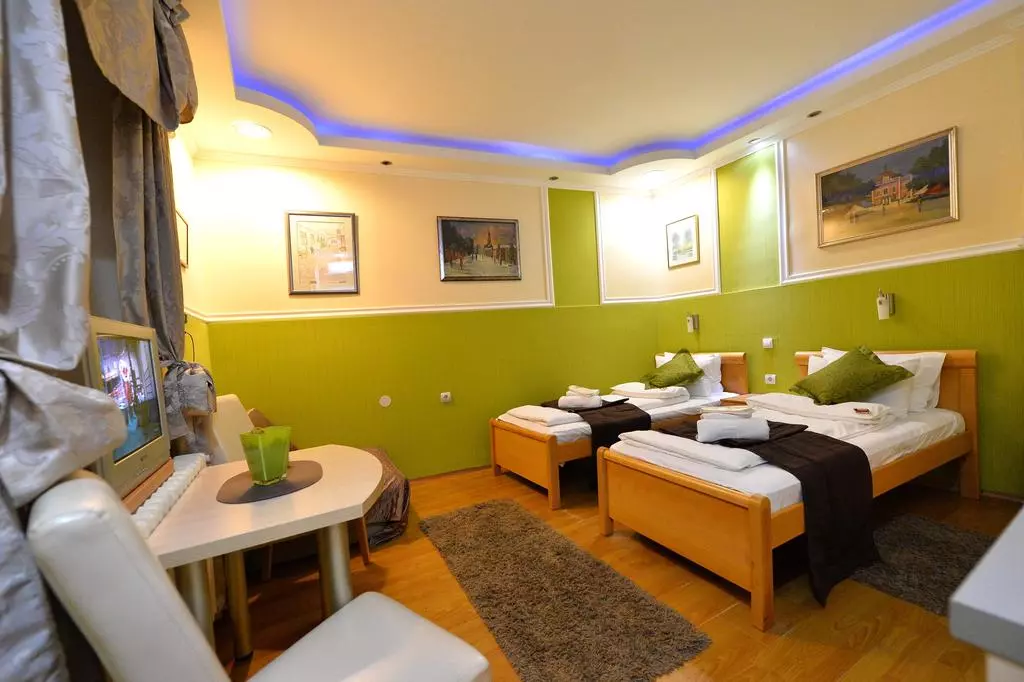 hotel_tal centar_novi_sad_shabavizparvaz_11.jpg